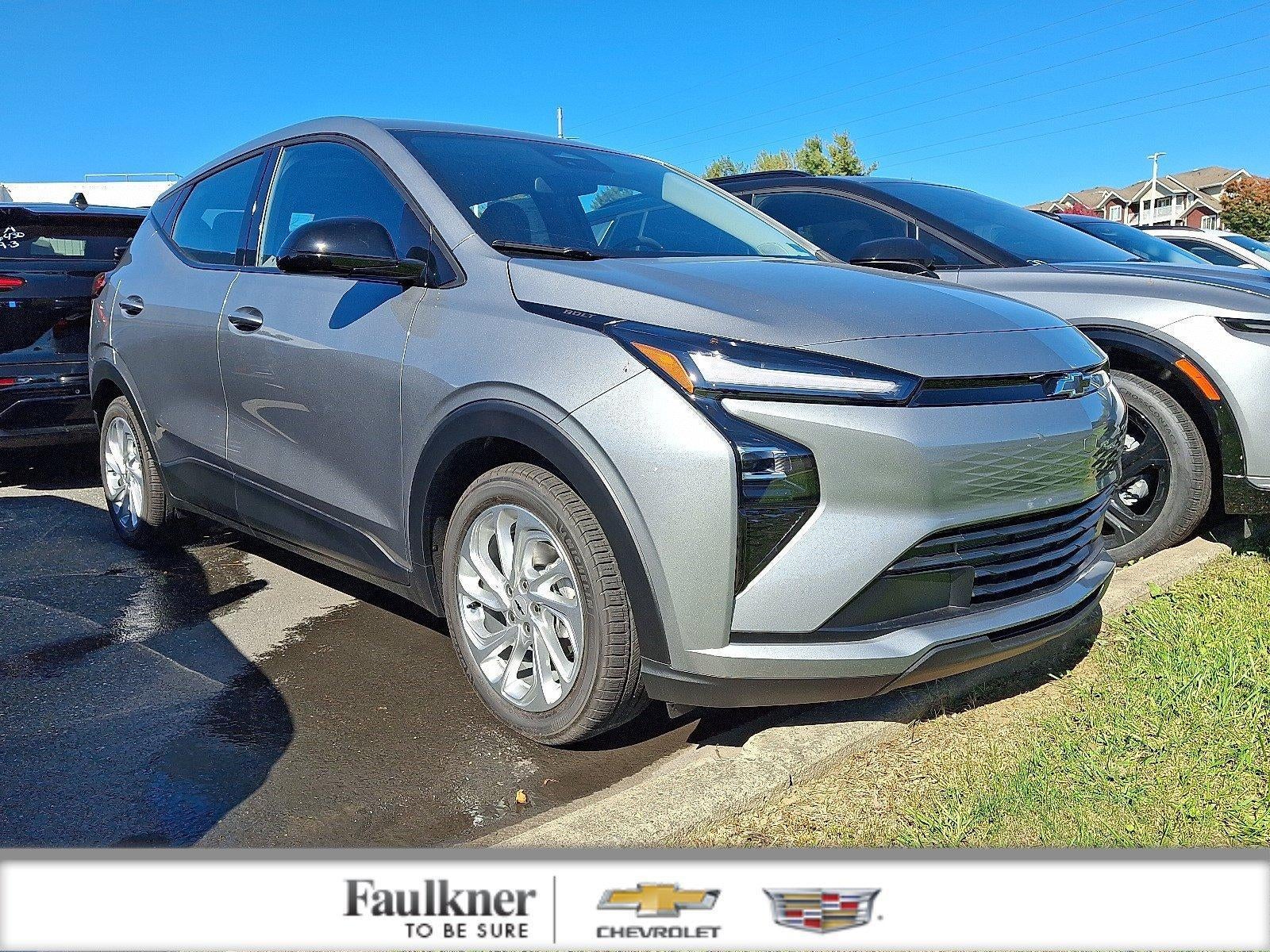 2027 Chevrolet Bolt FWD 4dr LT