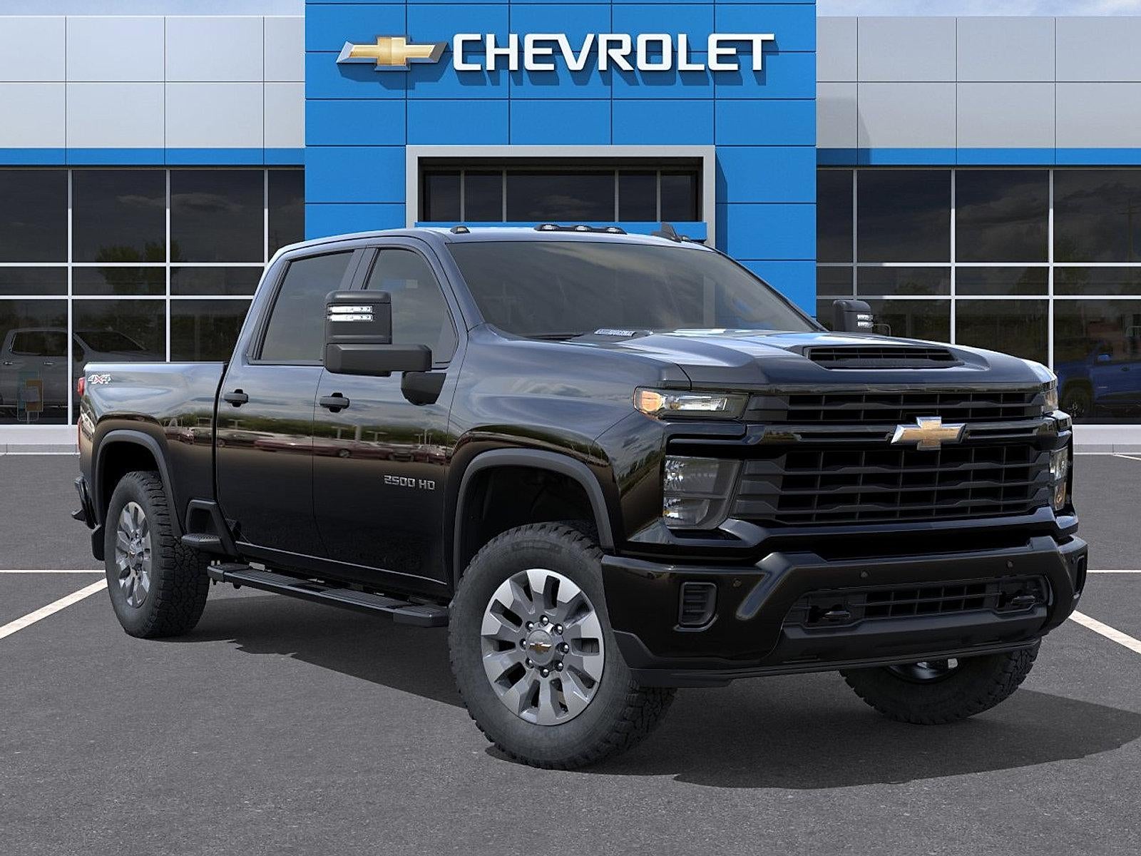 2026 Chevrolet Silverado 2500 HD Crew Cab Standard Box 4-Wheel Drive Custom