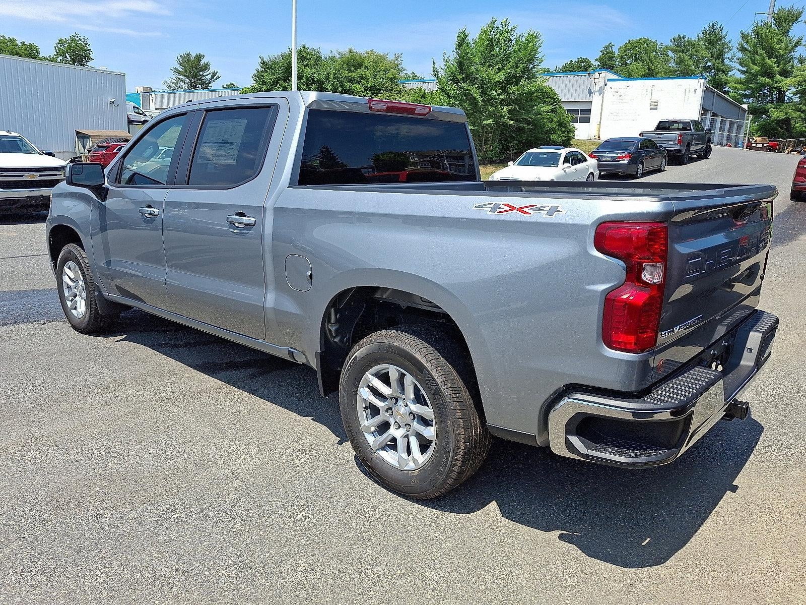 2026 Chevrolet Silverado 1500 Crew Cab Short Box 4-Wheel Drive LT 2FL