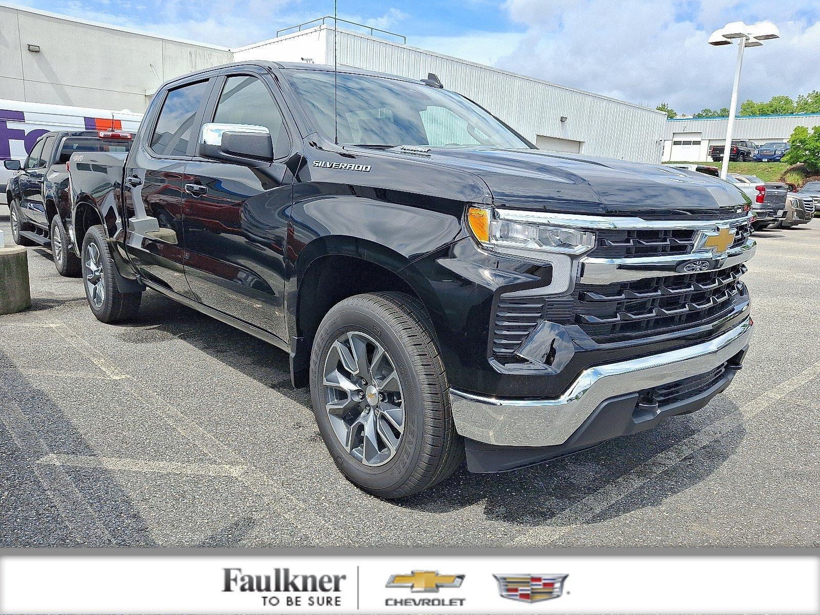 2026 Chevrolet Silverado 1500 Crew Cab Short Box 4-Wheel Drive LT 2FL