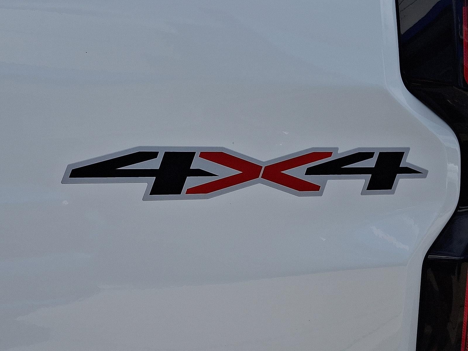 2024 Chevrolet Colorado WT