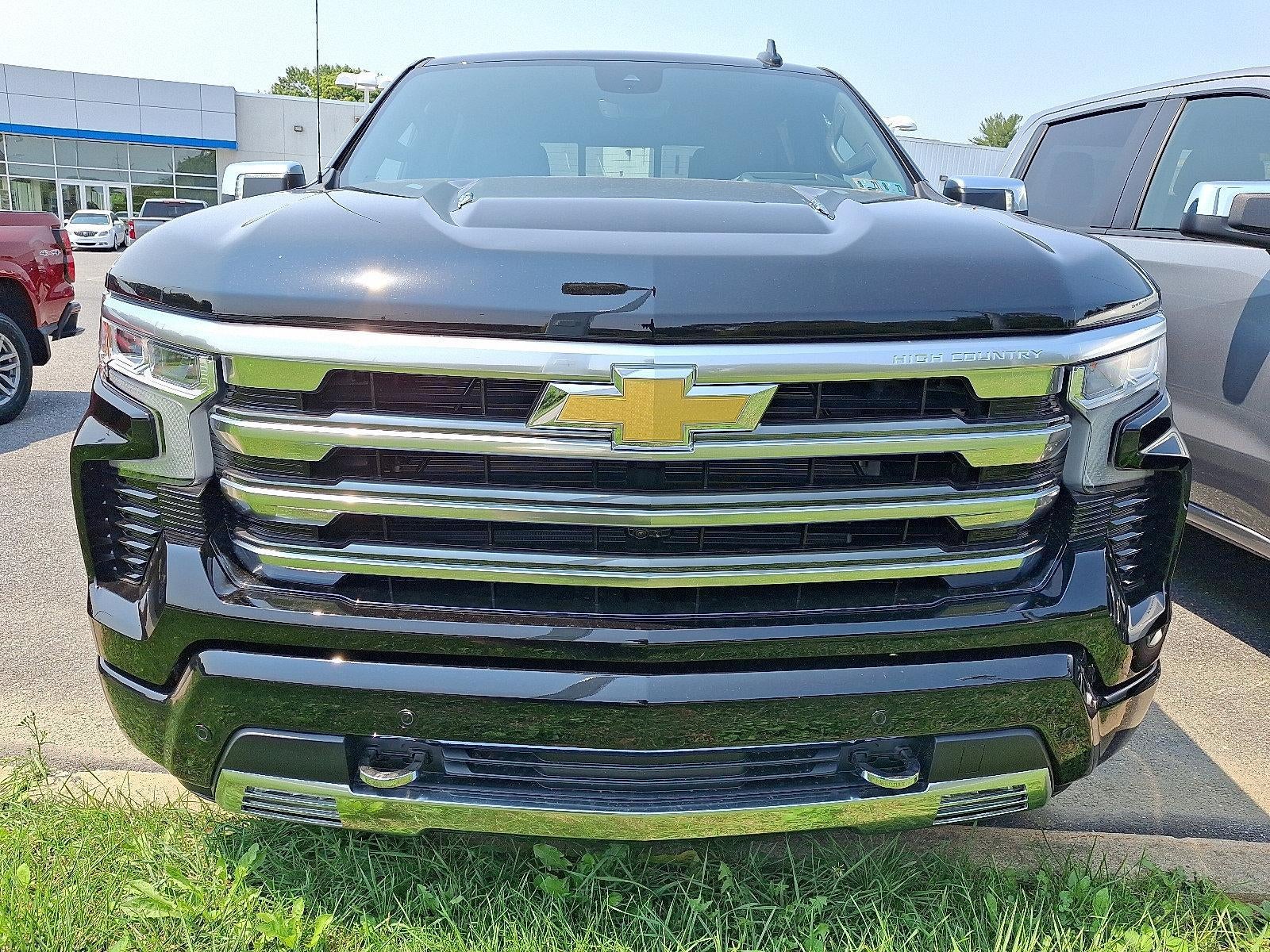 2026 Chevrolet Silverado 1500 Crew Cab Short Box 4-Wheel Drive High Country