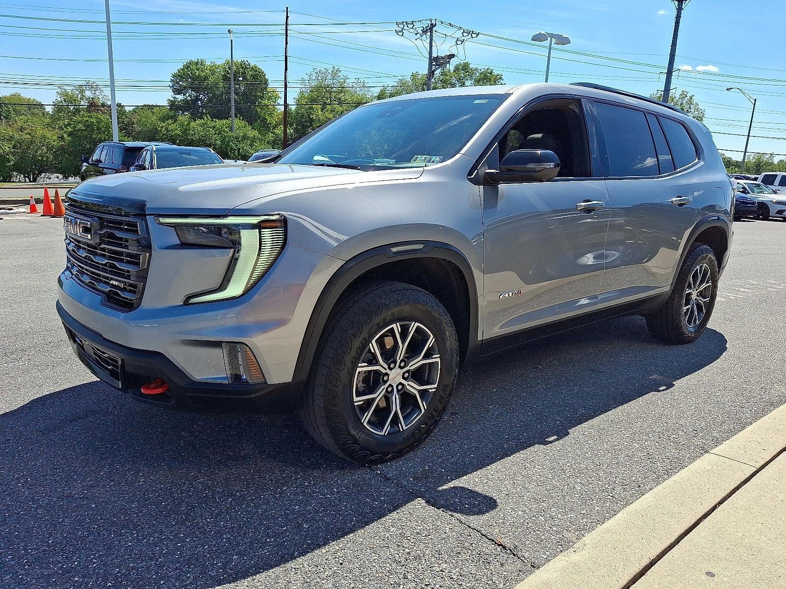2024 GMC Acadia AT4