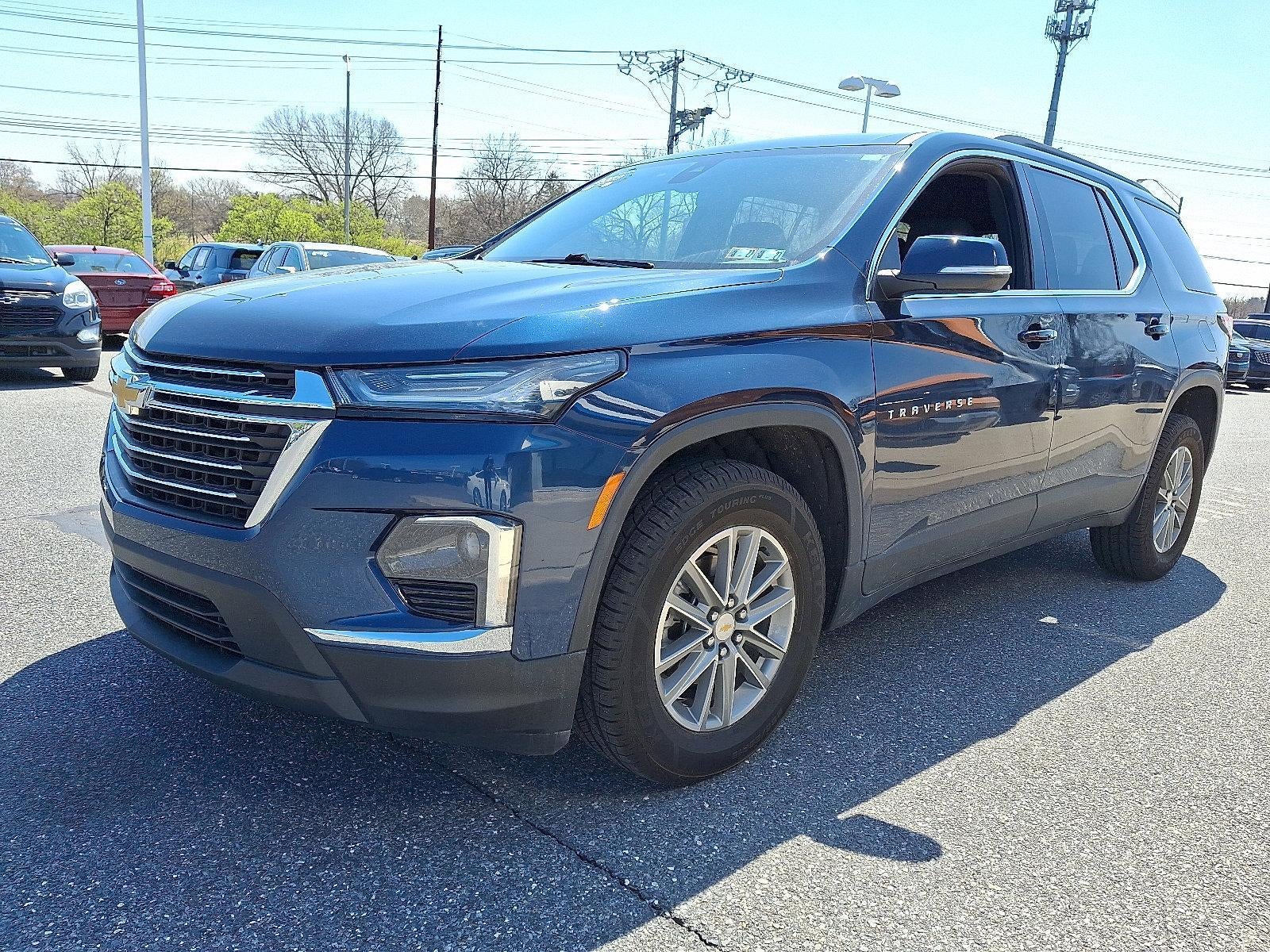 2023 Chevrolet Traverse LT Cloth