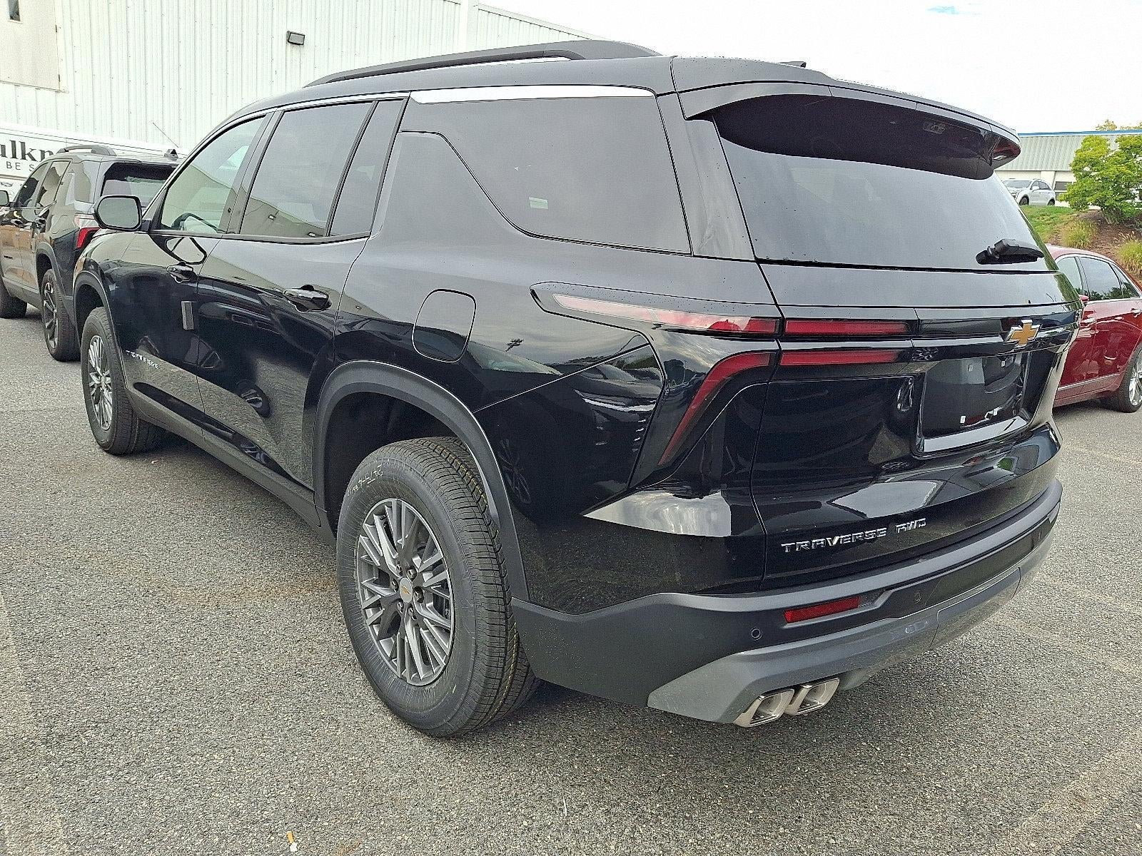 2027 Chevrolet Traverse LT w/2LT