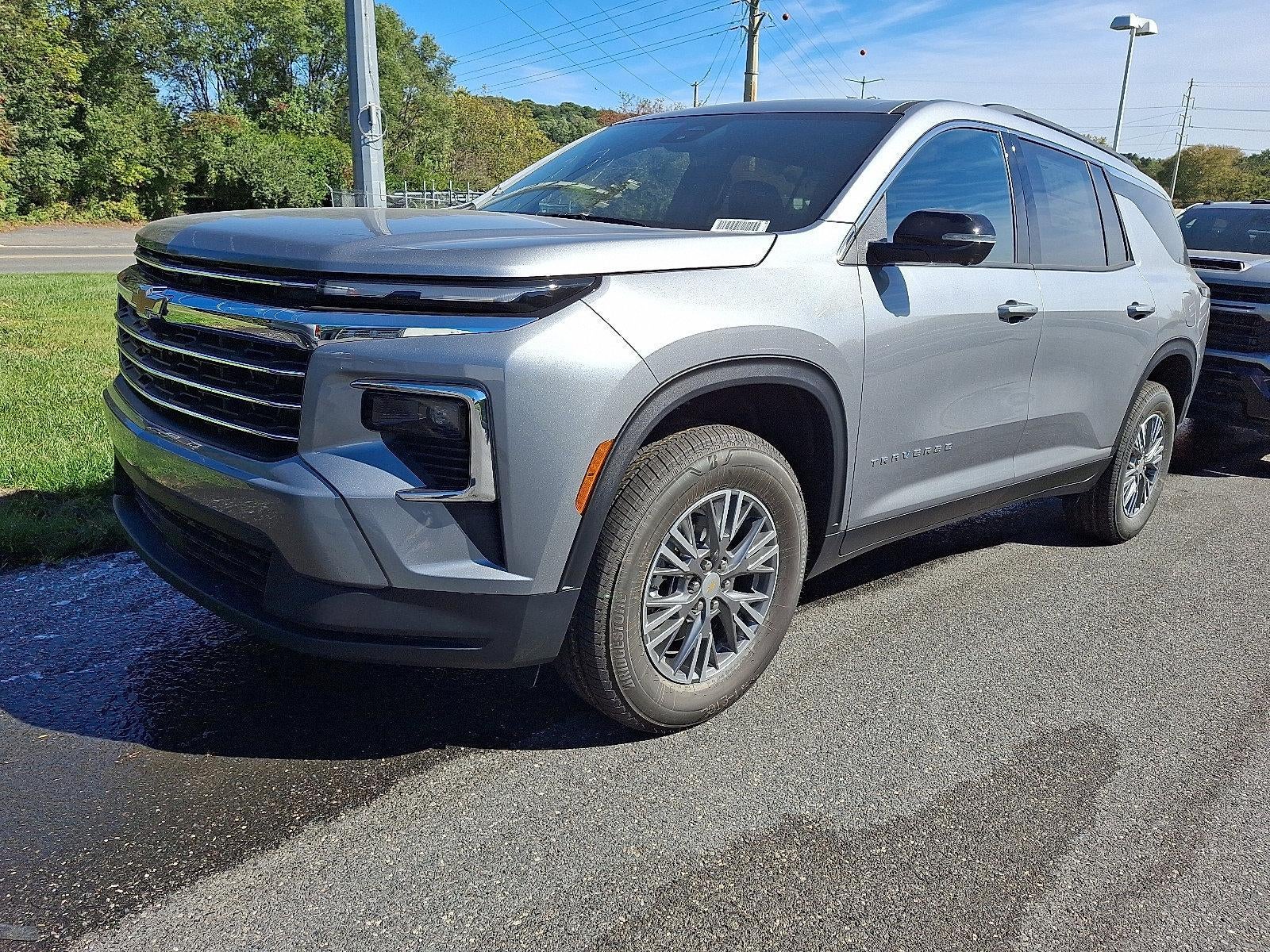 2027 Chevrolet Traverse LT w/2LT