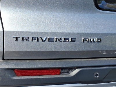 2027 Chevrolet Traverse LT w/2LT