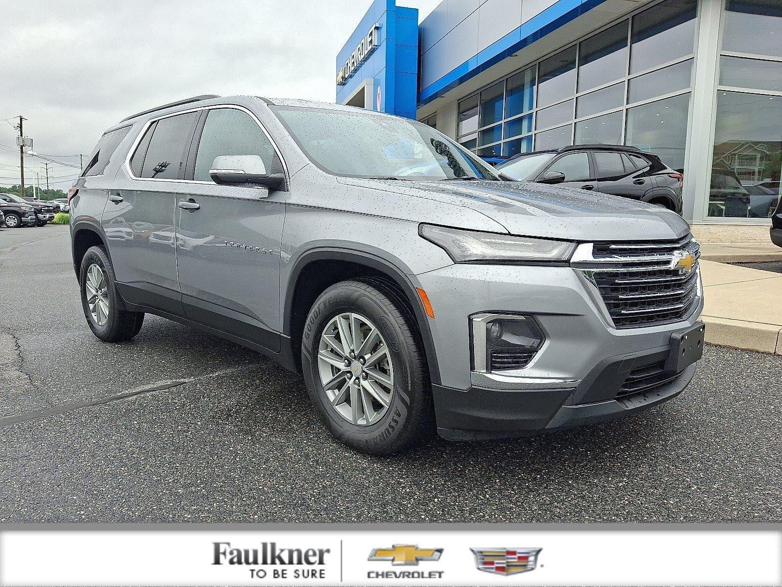 2023 Chevrolet Traverse LT Cloth