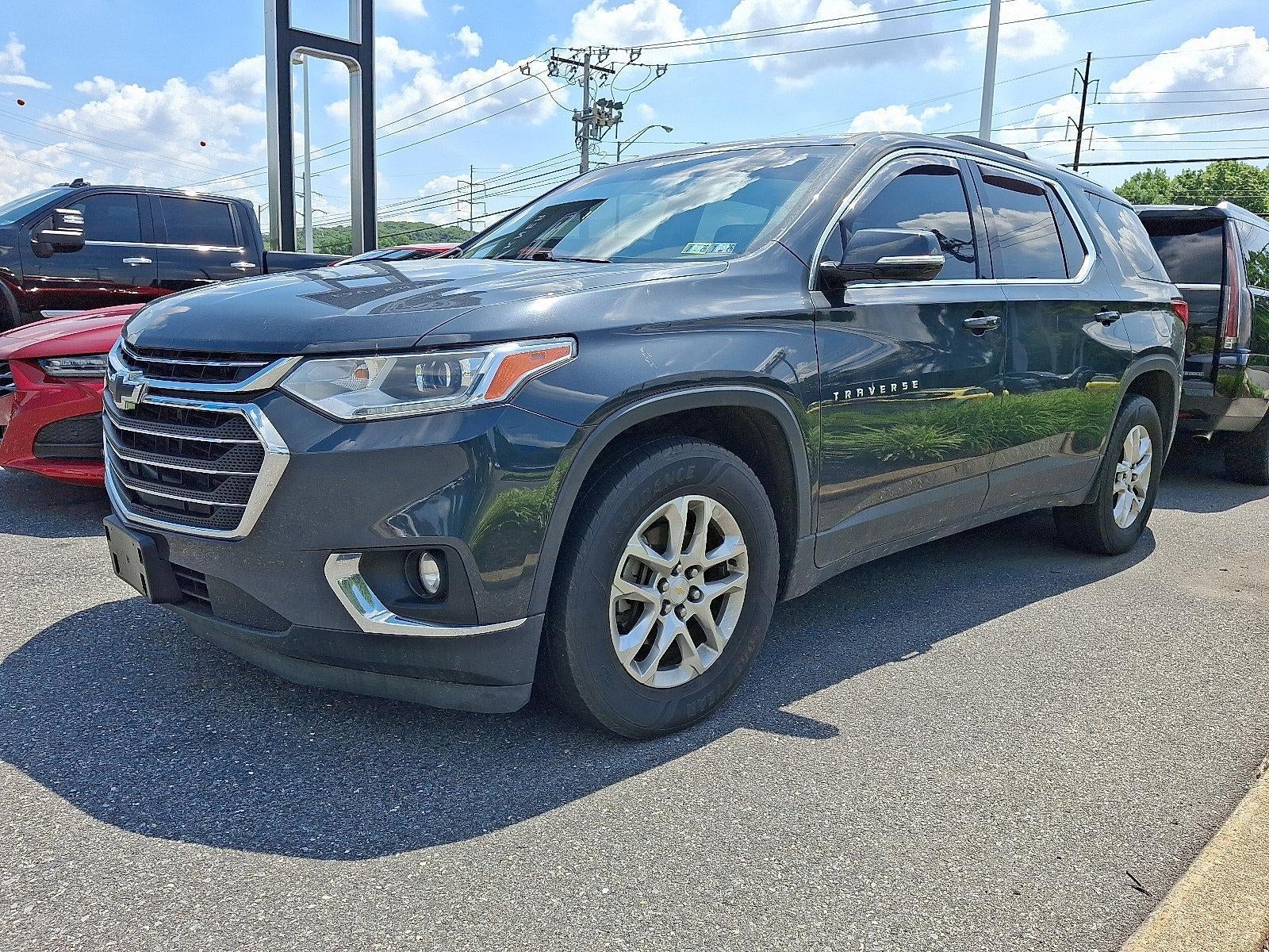 2018 Chevrolet Traverse LT Cloth
