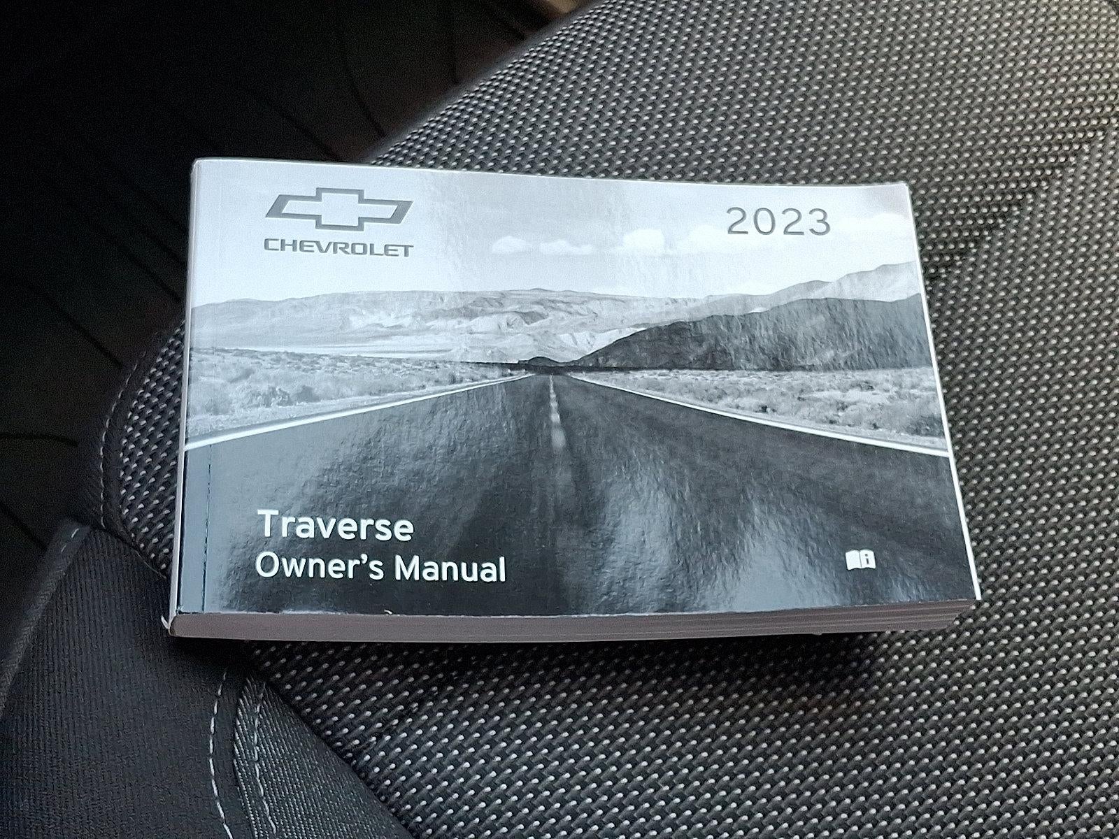 2023 Chevrolet Traverse LT Cloth