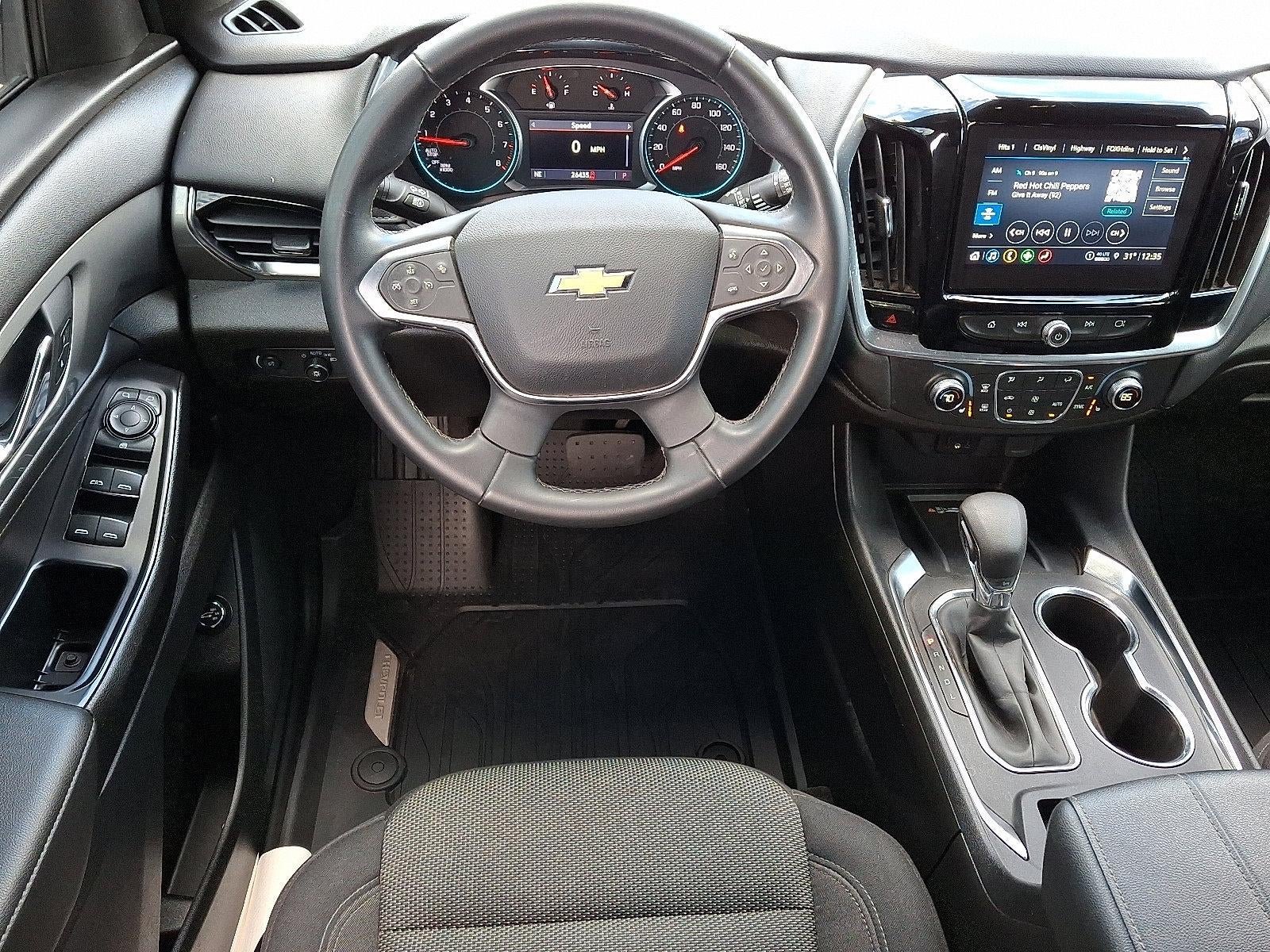2023 Chevrolet Traverse LT Cloth