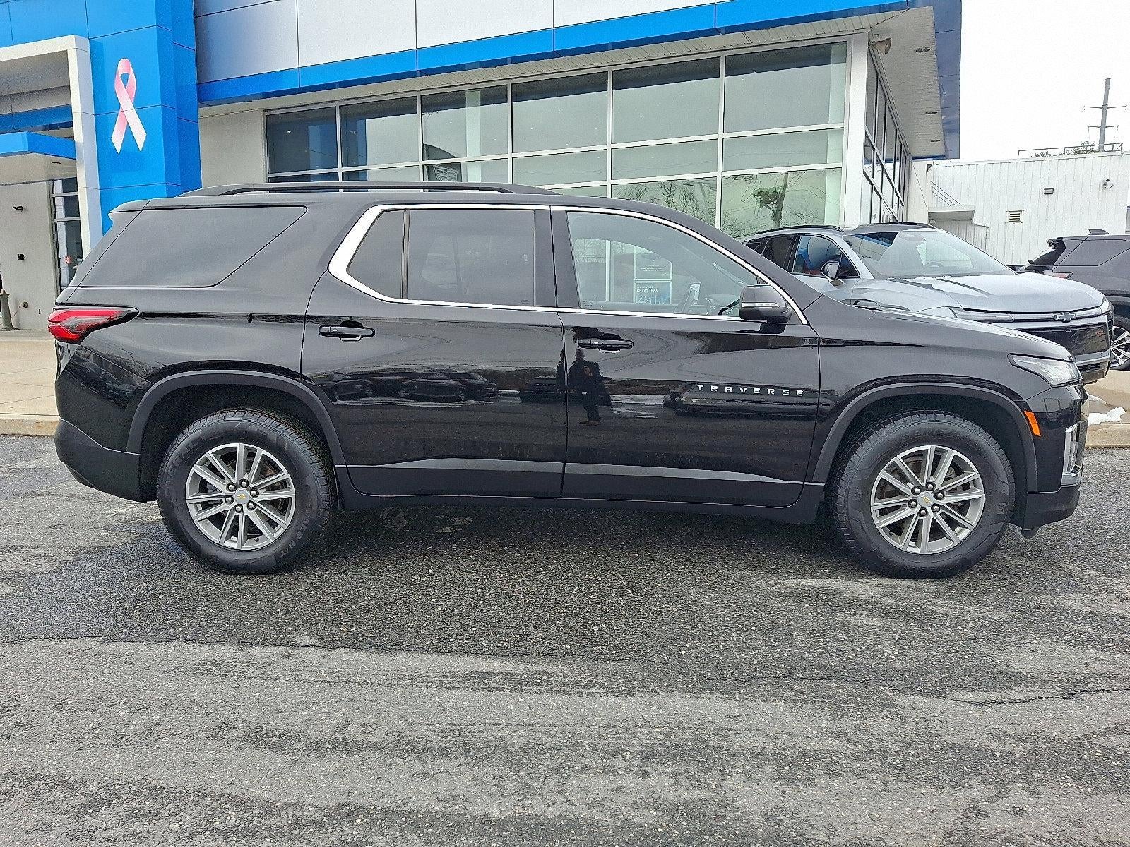 2023 Chevrolet Traverse LT Cloth