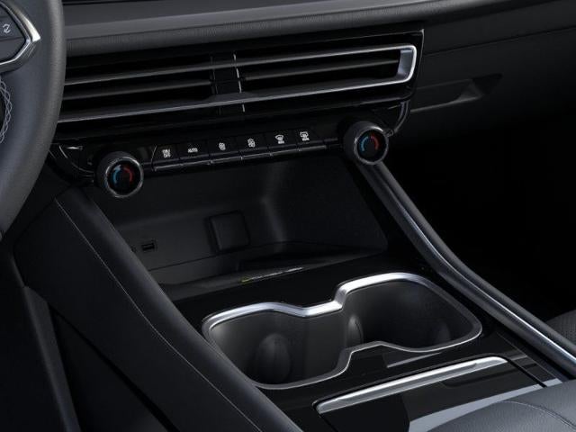 2025 Chevrolet Traverse LT w/2LT