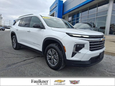 2025 Chevrolet Traverse LT