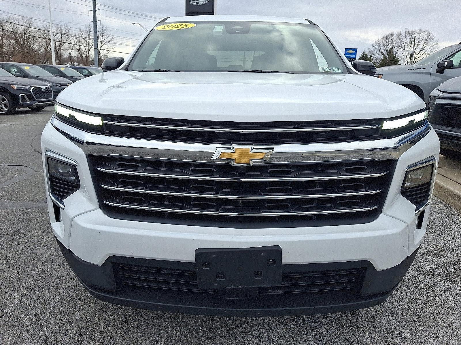 2025 Chevrolet Traverse LT