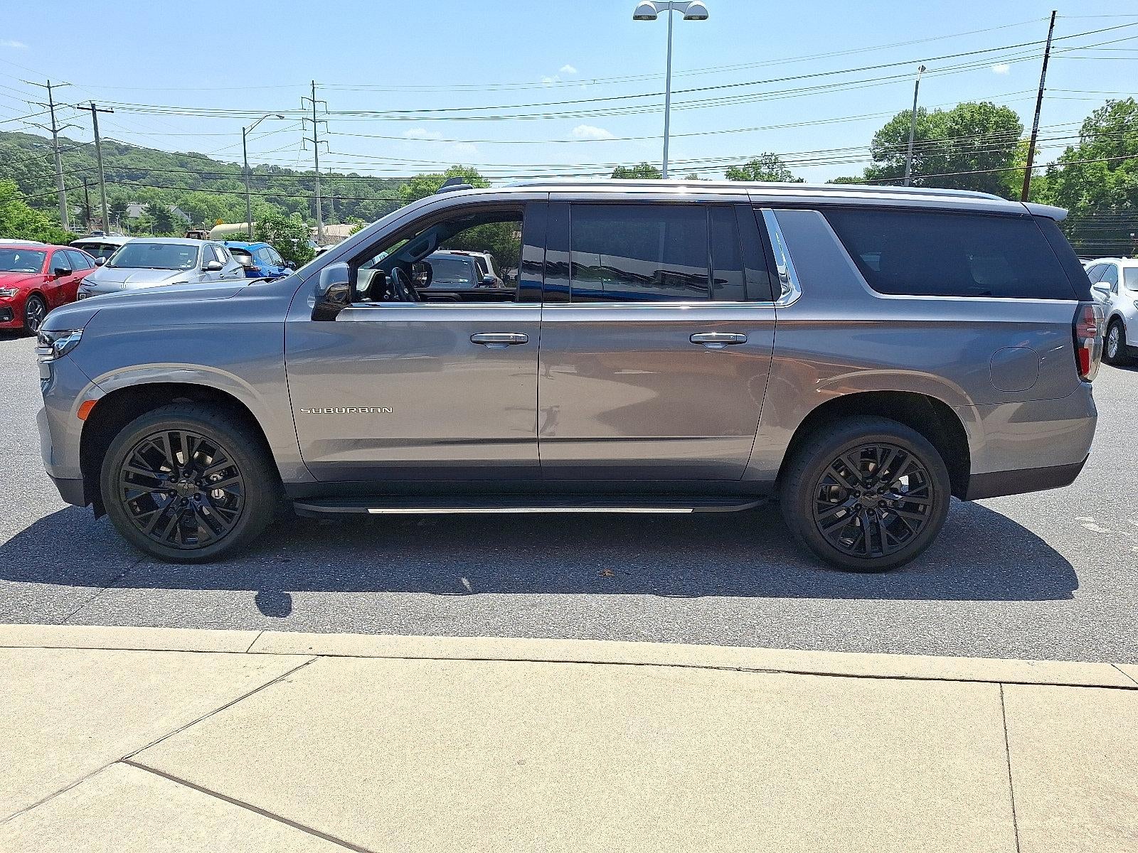 2021 Chevrolet Suburban LT