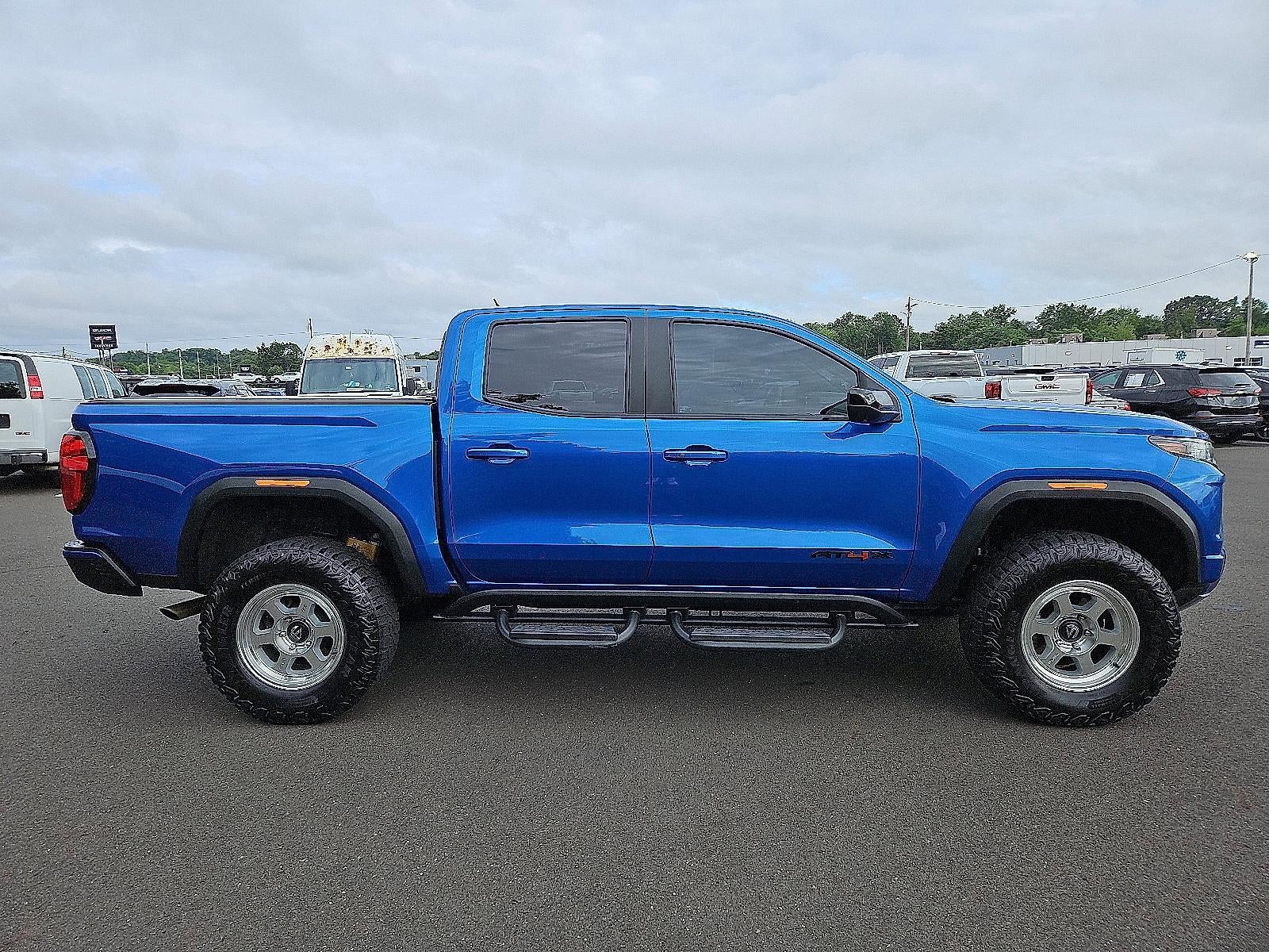 2024 GMC Canyon AT4X