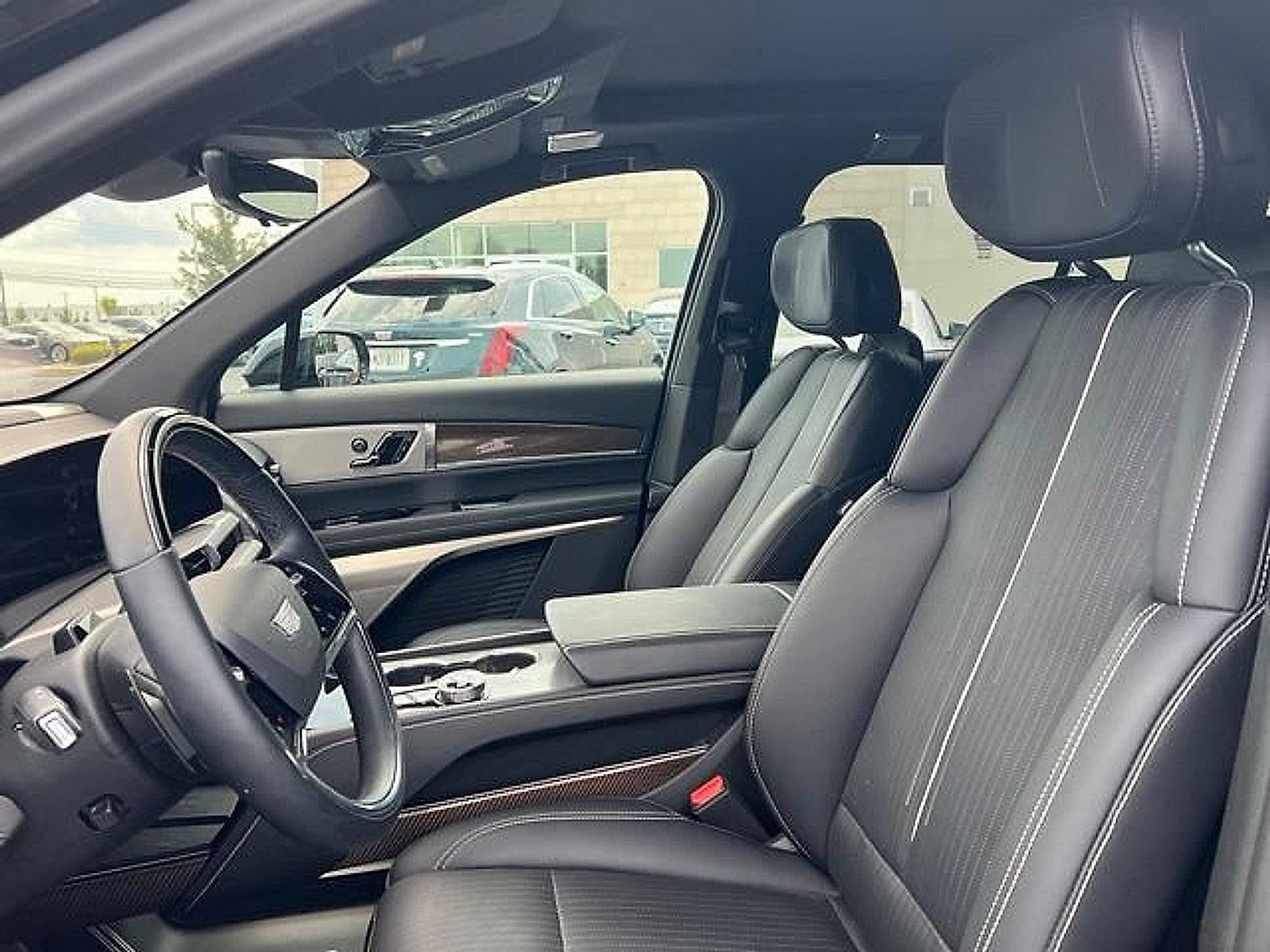 2026 Cadillac VISTIQ Sport