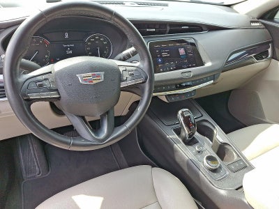 2023 Cadillac XT4 Luxury