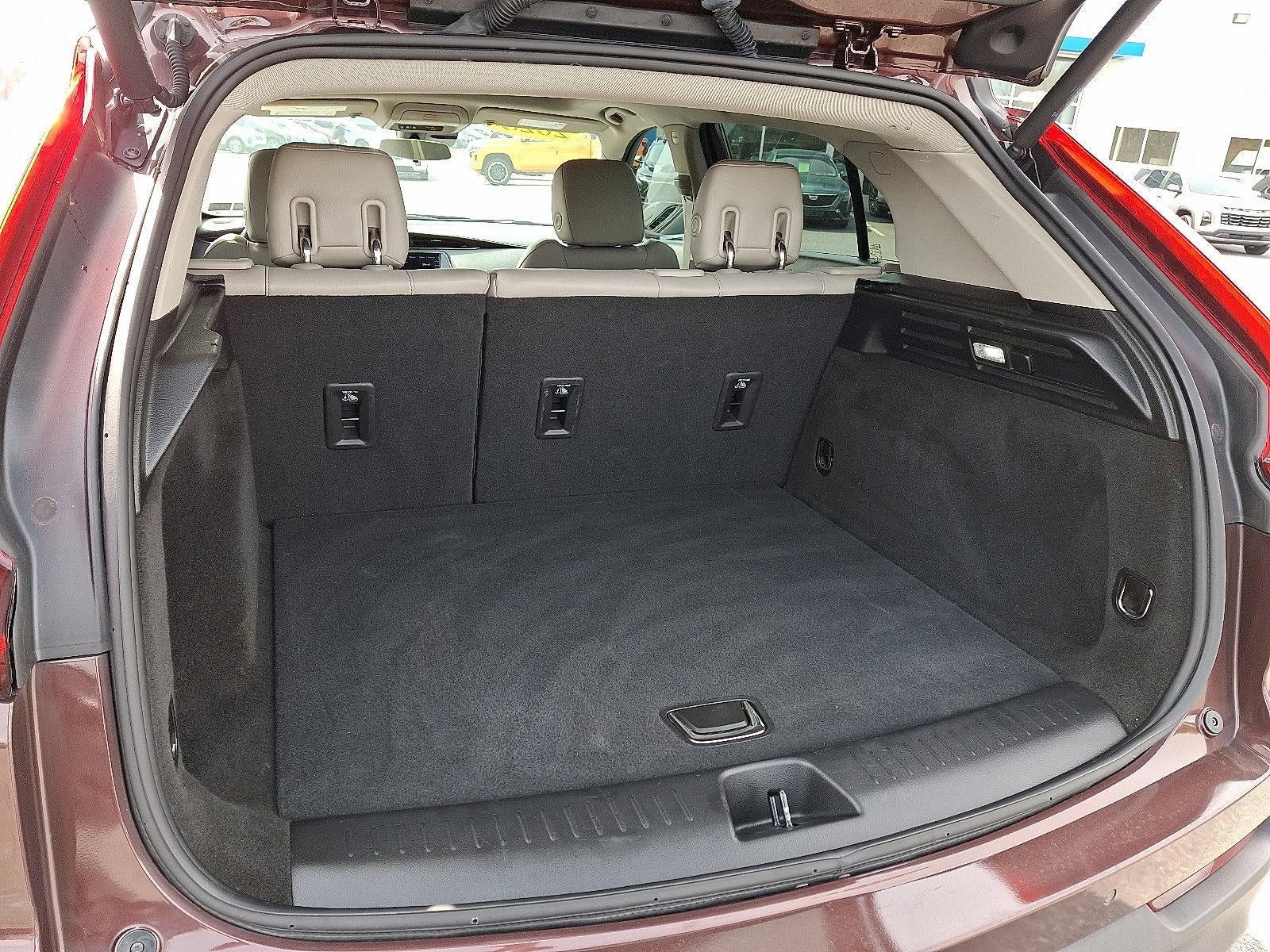 2023 Cadillac XT4 Luxury