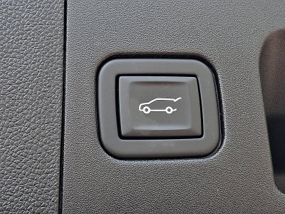 2023 Cadillac XT4 AWD Premium Luxury