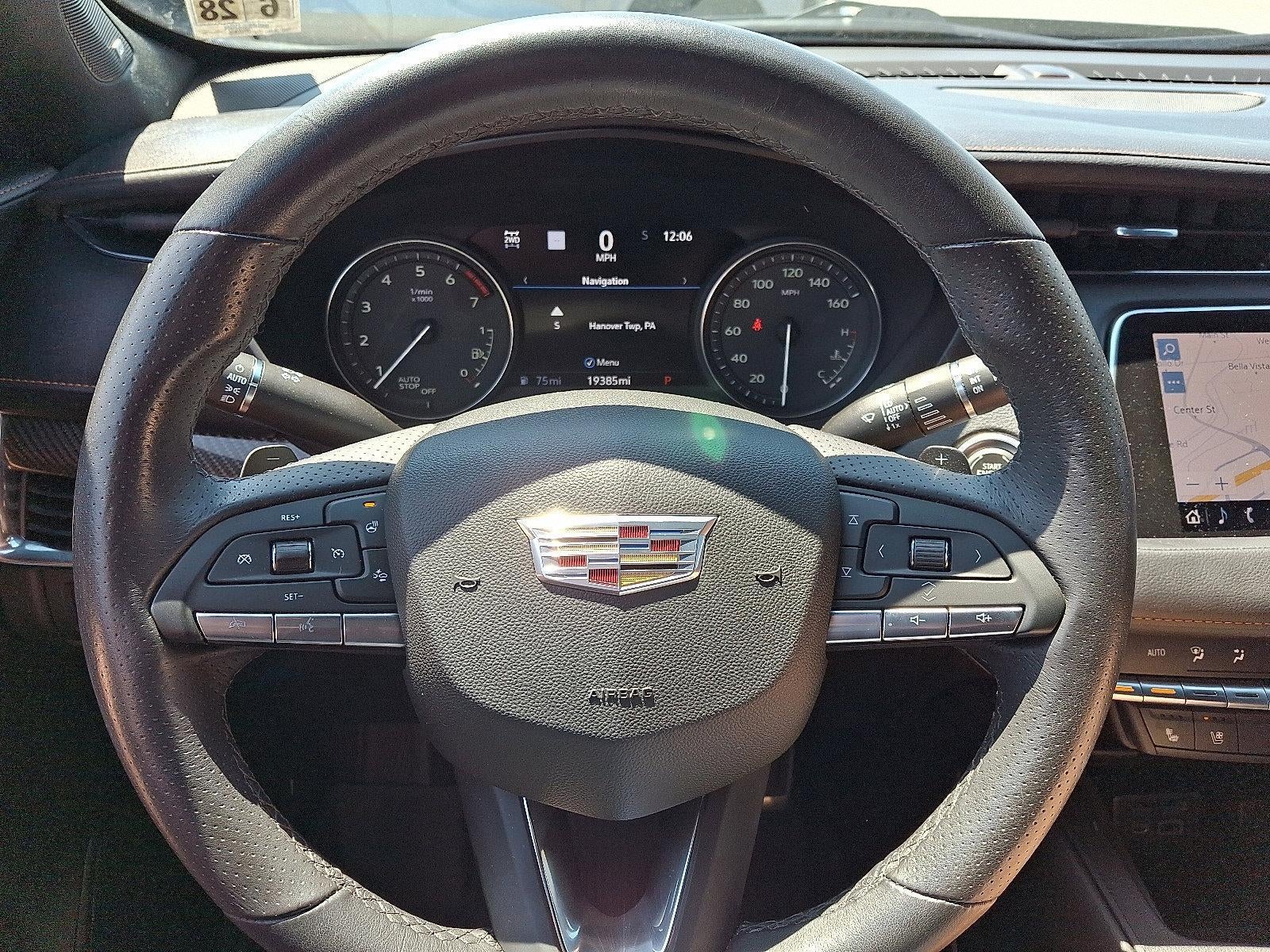 2023 Cadillac XT4 Sport