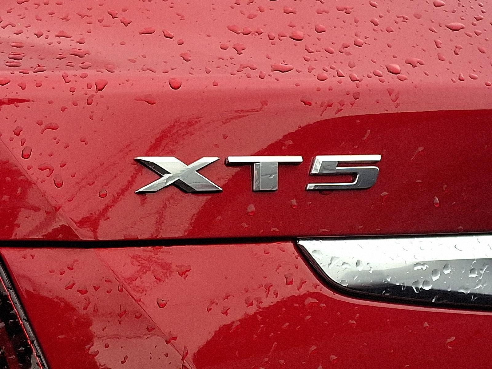 2022 Cadillac XT5 Premium Luxury