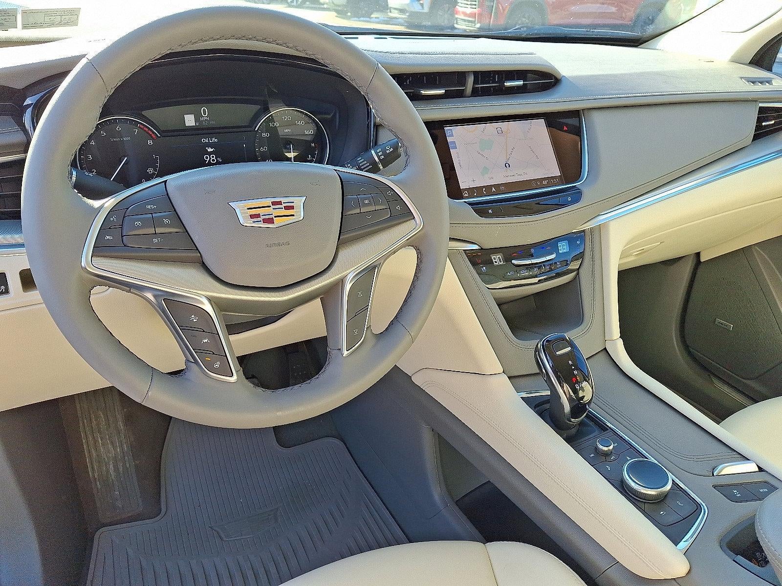 2022 Cadillac XT5 Premium Luxury