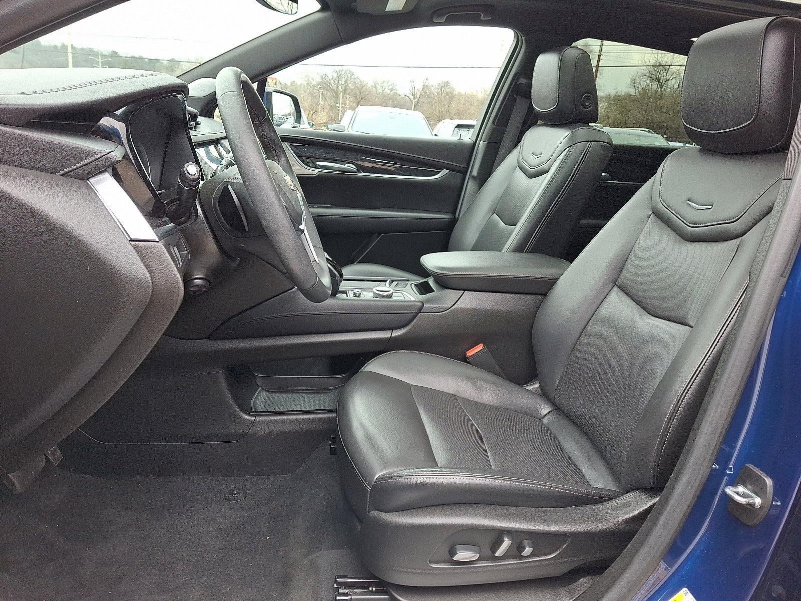 2023 Cadillac XT5 Premium Luxury