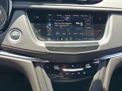 2024 Cadillac XT6 Luxury