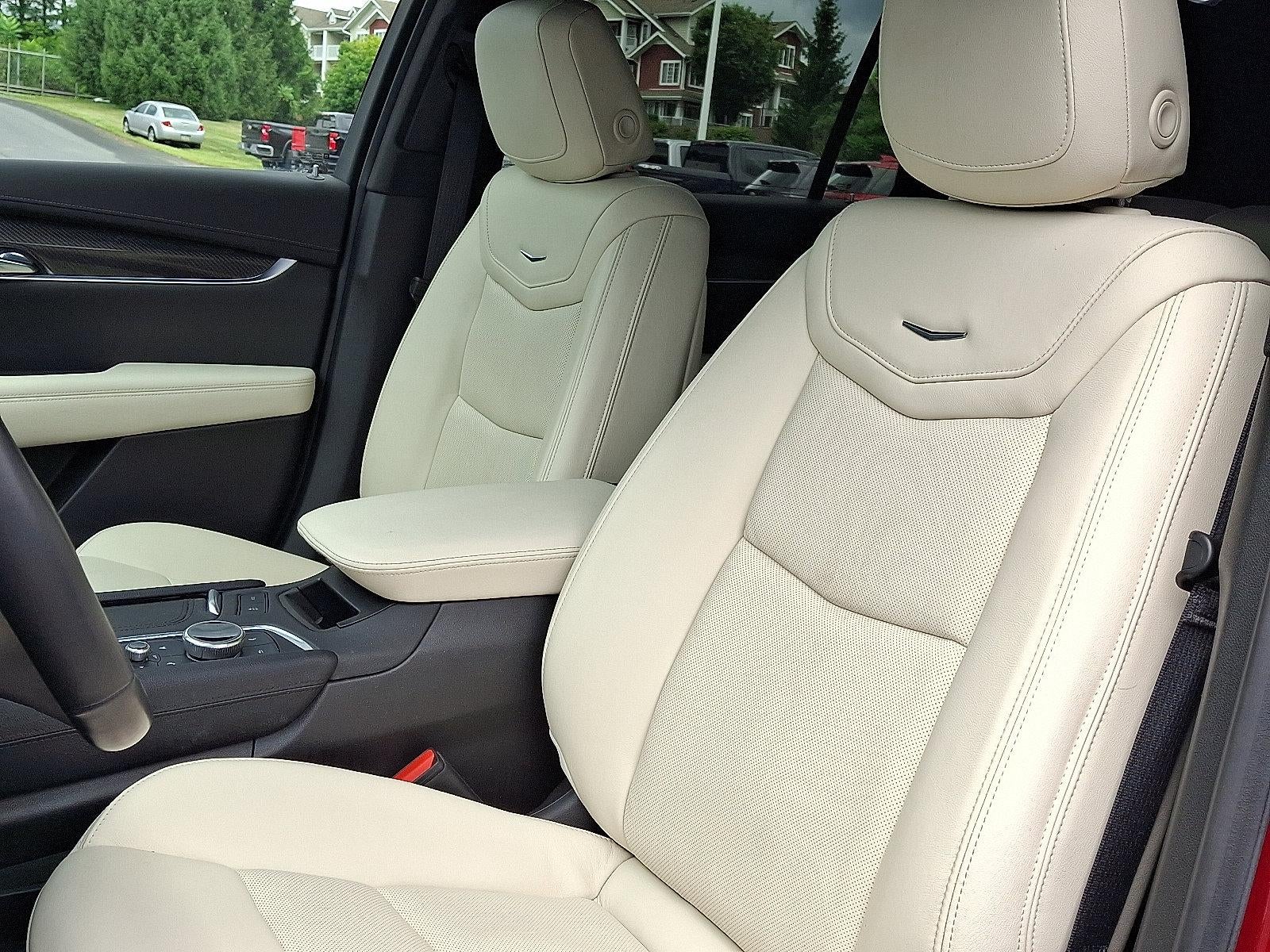 2023 Cadillac XT6 Sport