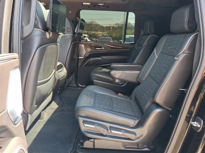 2022 Cadillac Escalade ESV Sport Platinum