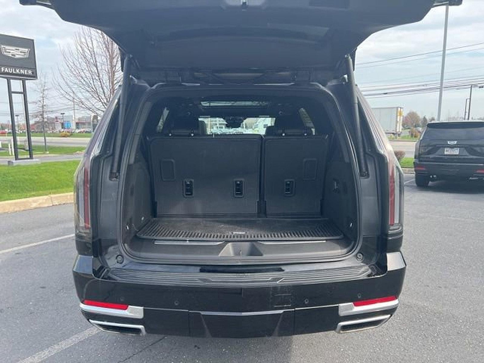 2025 Cadillac Escalade Premium Luxury