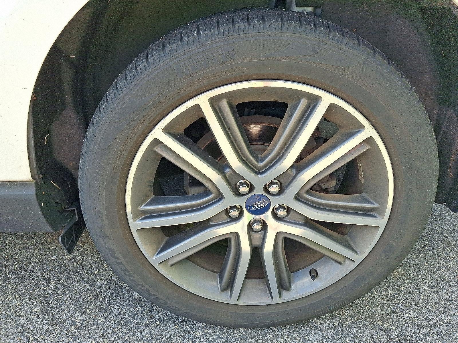 2019 Ford Edge Titanium