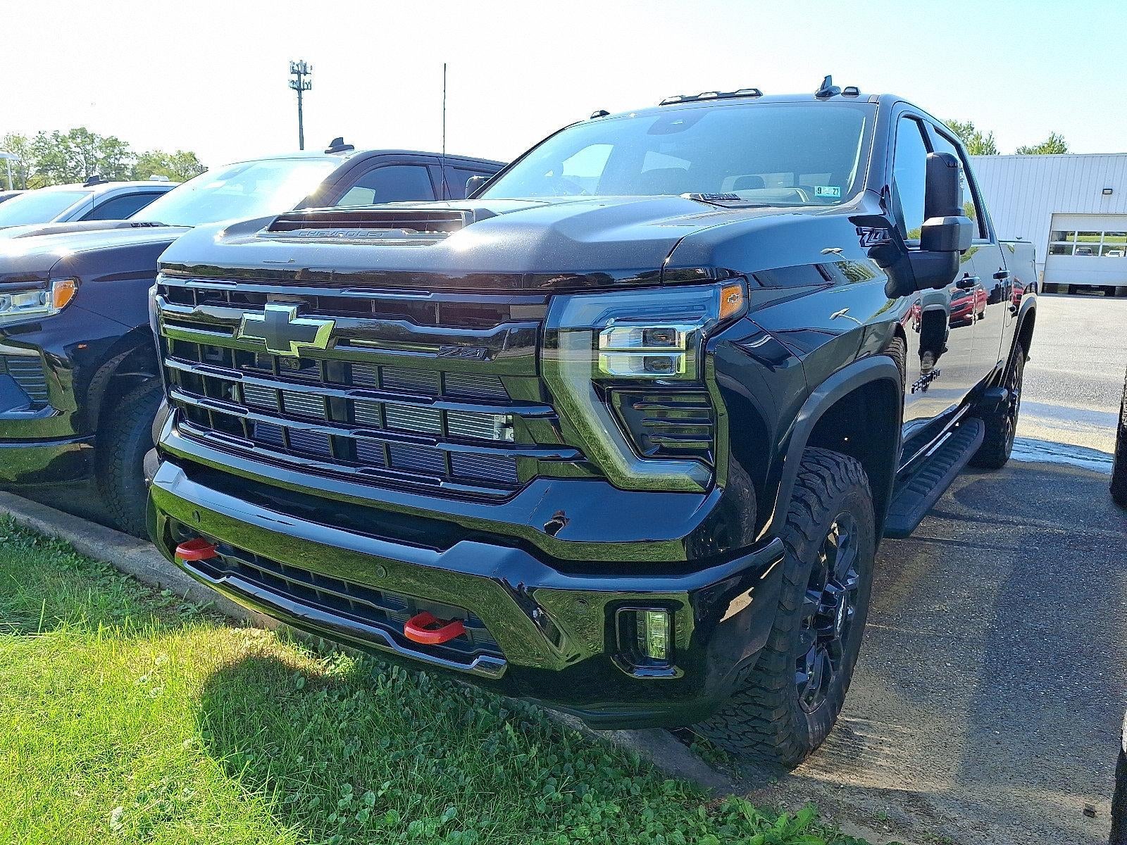 2026 Chevrolet Silverado 2500 HD Crew Cab Standard Box 4-Wheel Drive LTZ