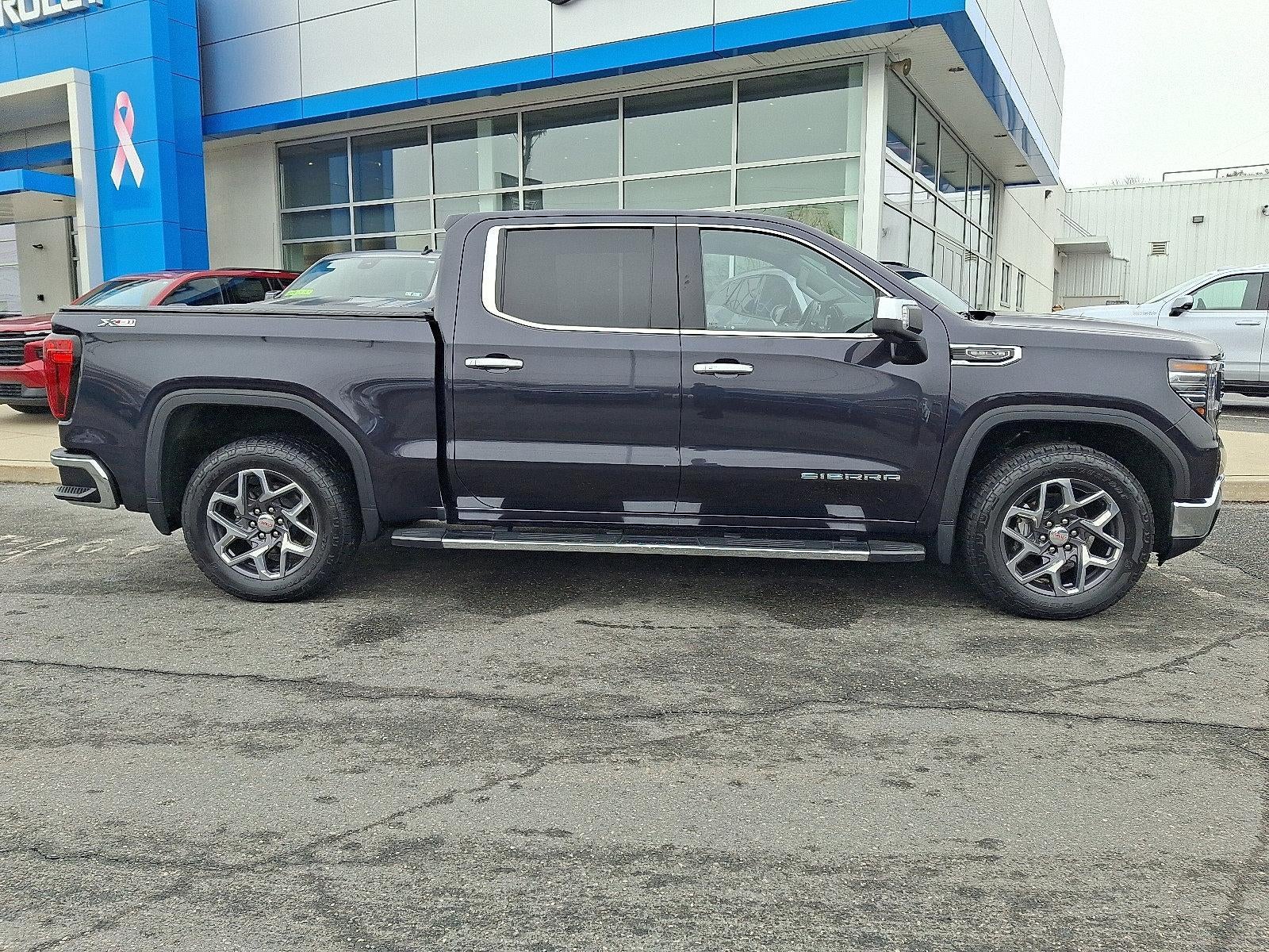 2023 GMC Sierra 1500 SLT