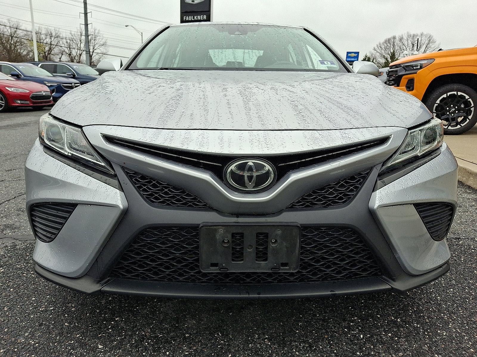 2019 Toyota Camry SE