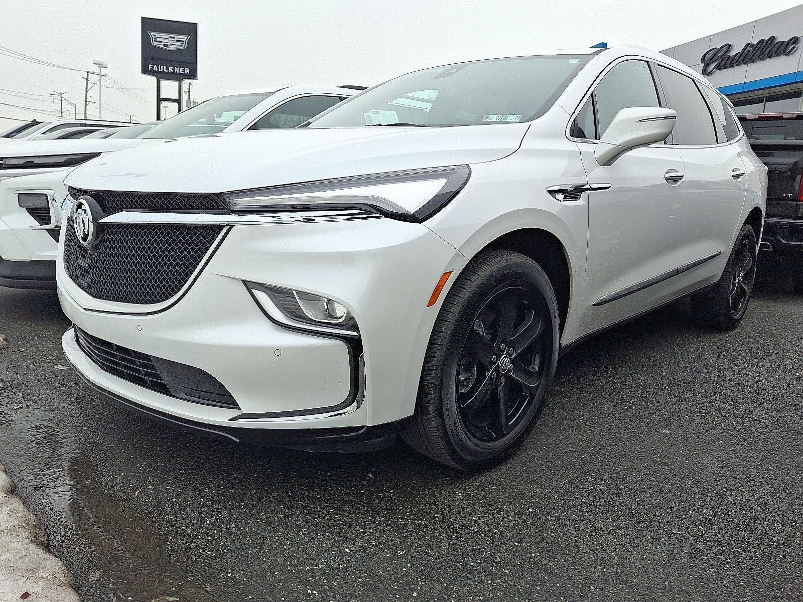 2023 Buick Enclave Essence