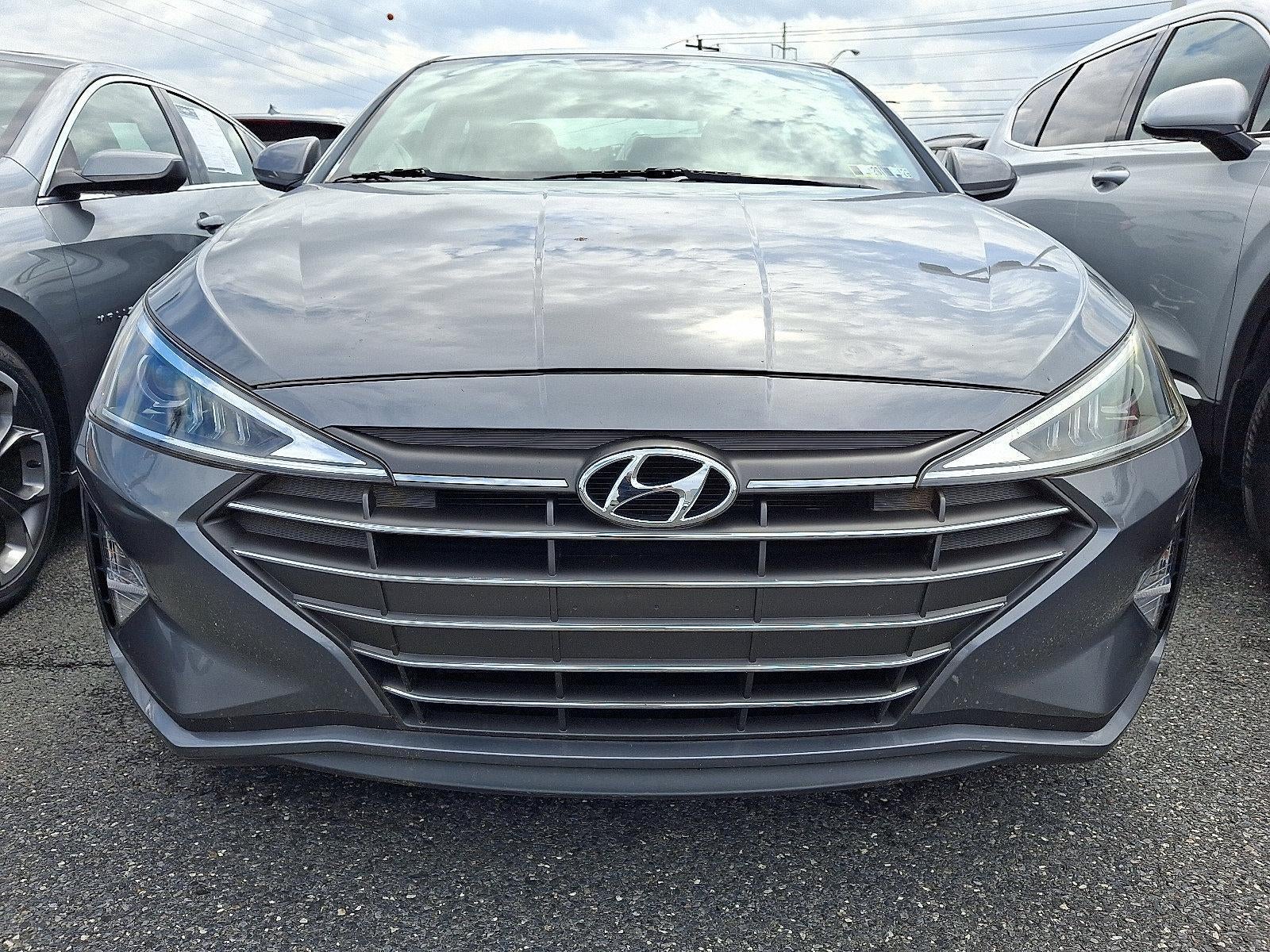 2019 Hyundai Elantra SE