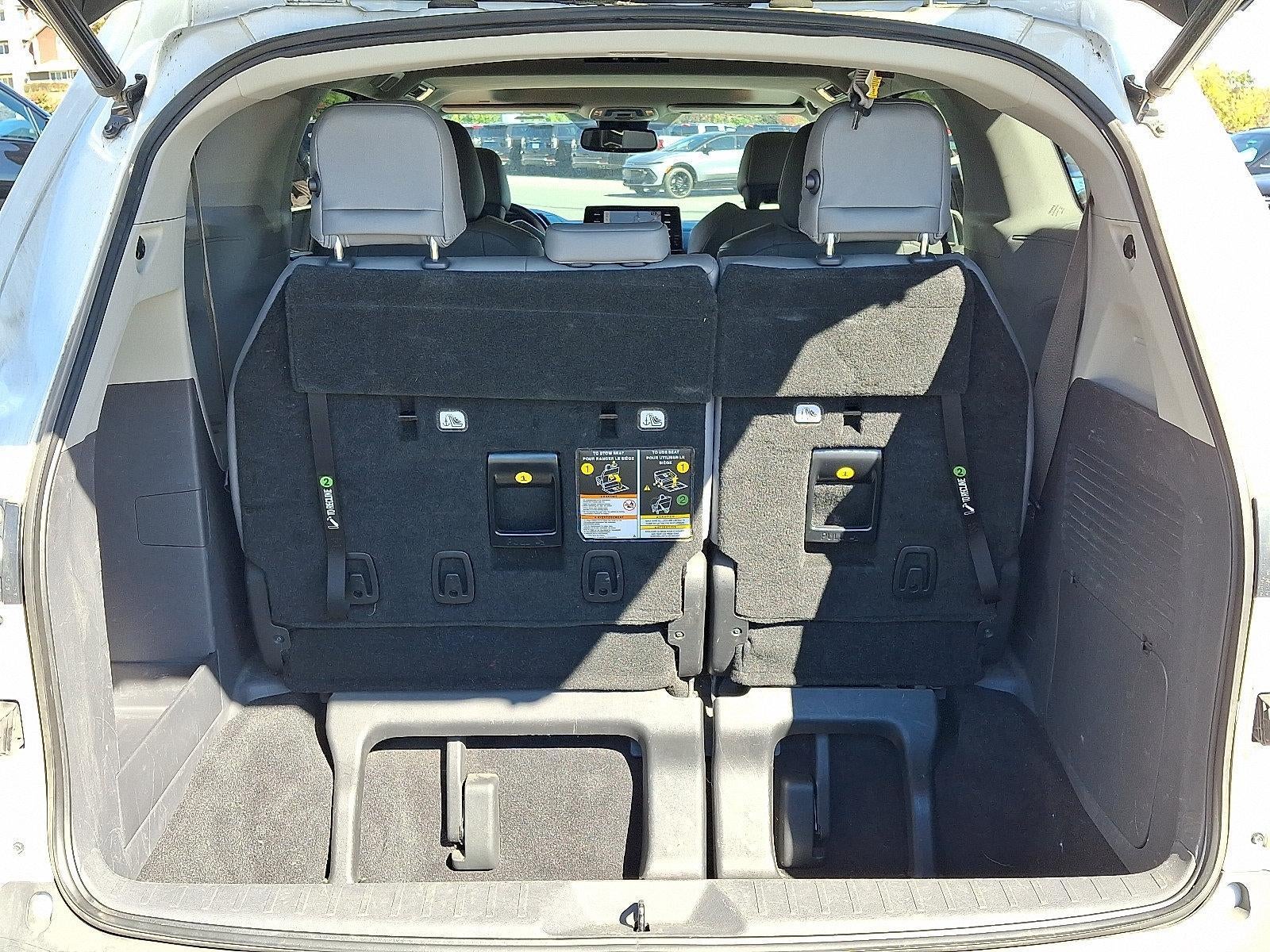 2021 Toyota Sienna XLE