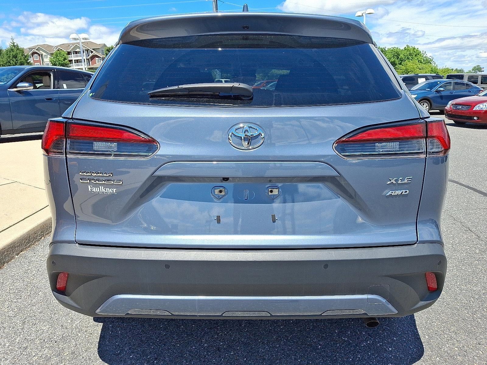 2024 Toyota Corolla Cross XLE - Photo 6