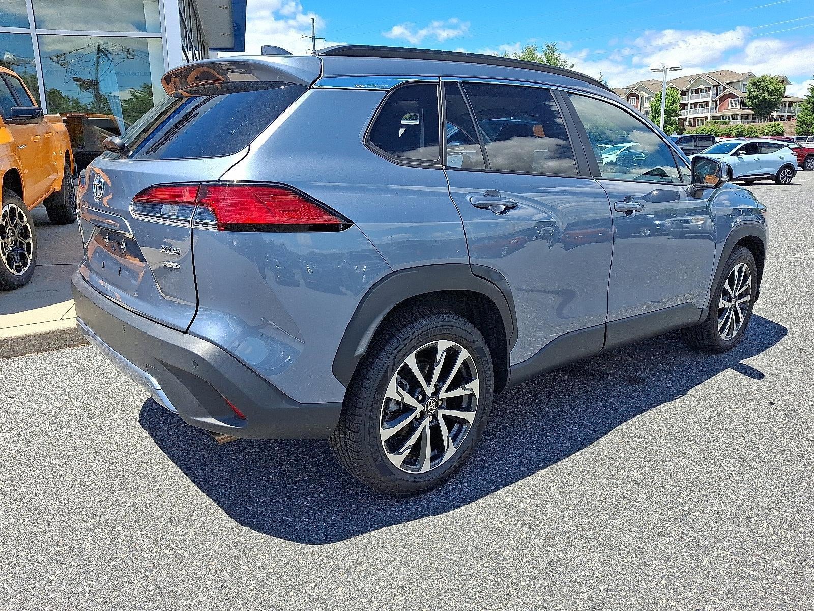 2024 Toyota Corolla Cross XLE - Photo 7