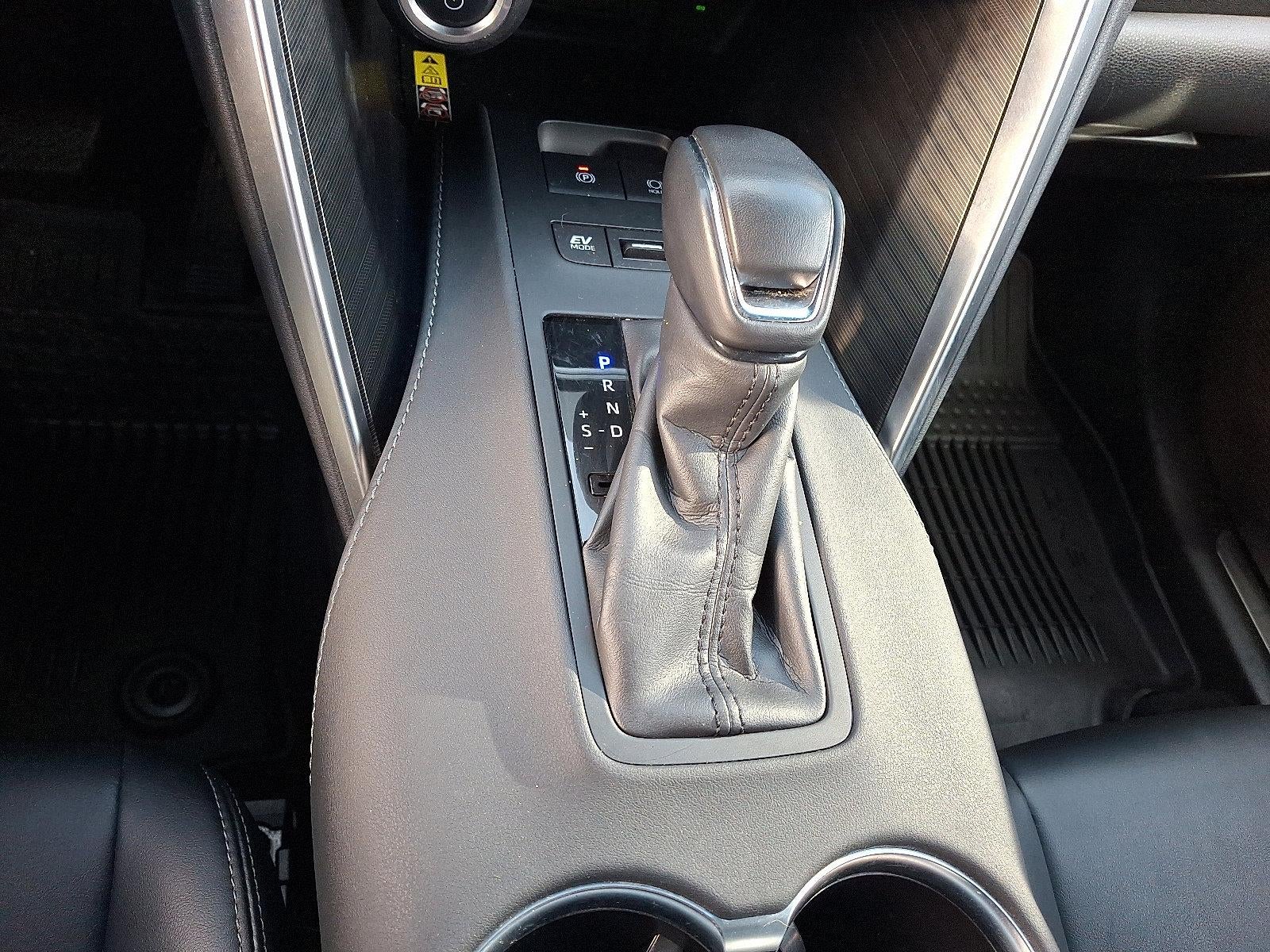 2024 Toyota Venza LE