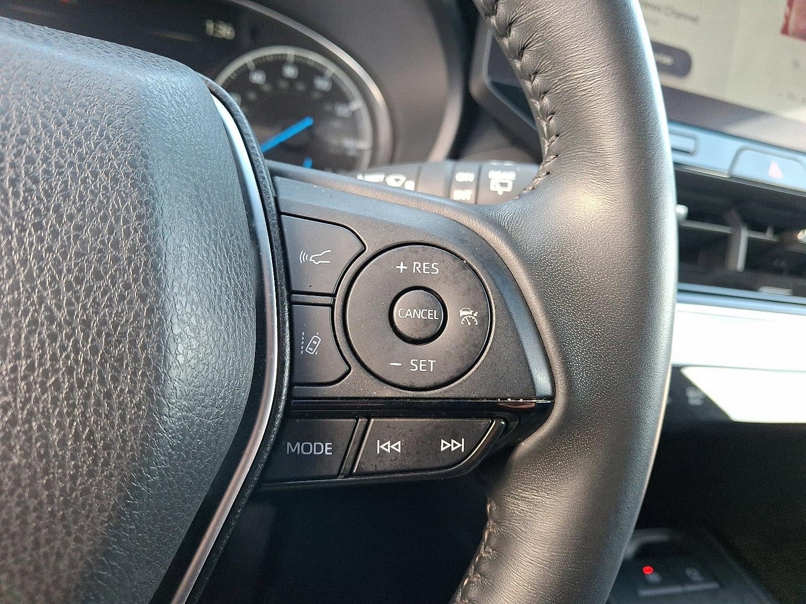 2024 Toyota Venza LE