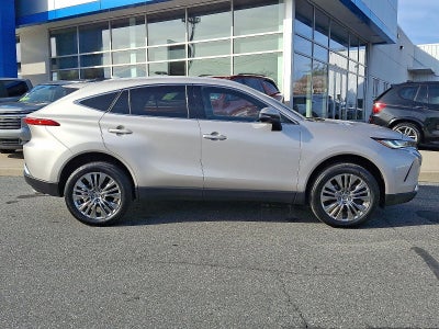 2024 Toyota Venza LE