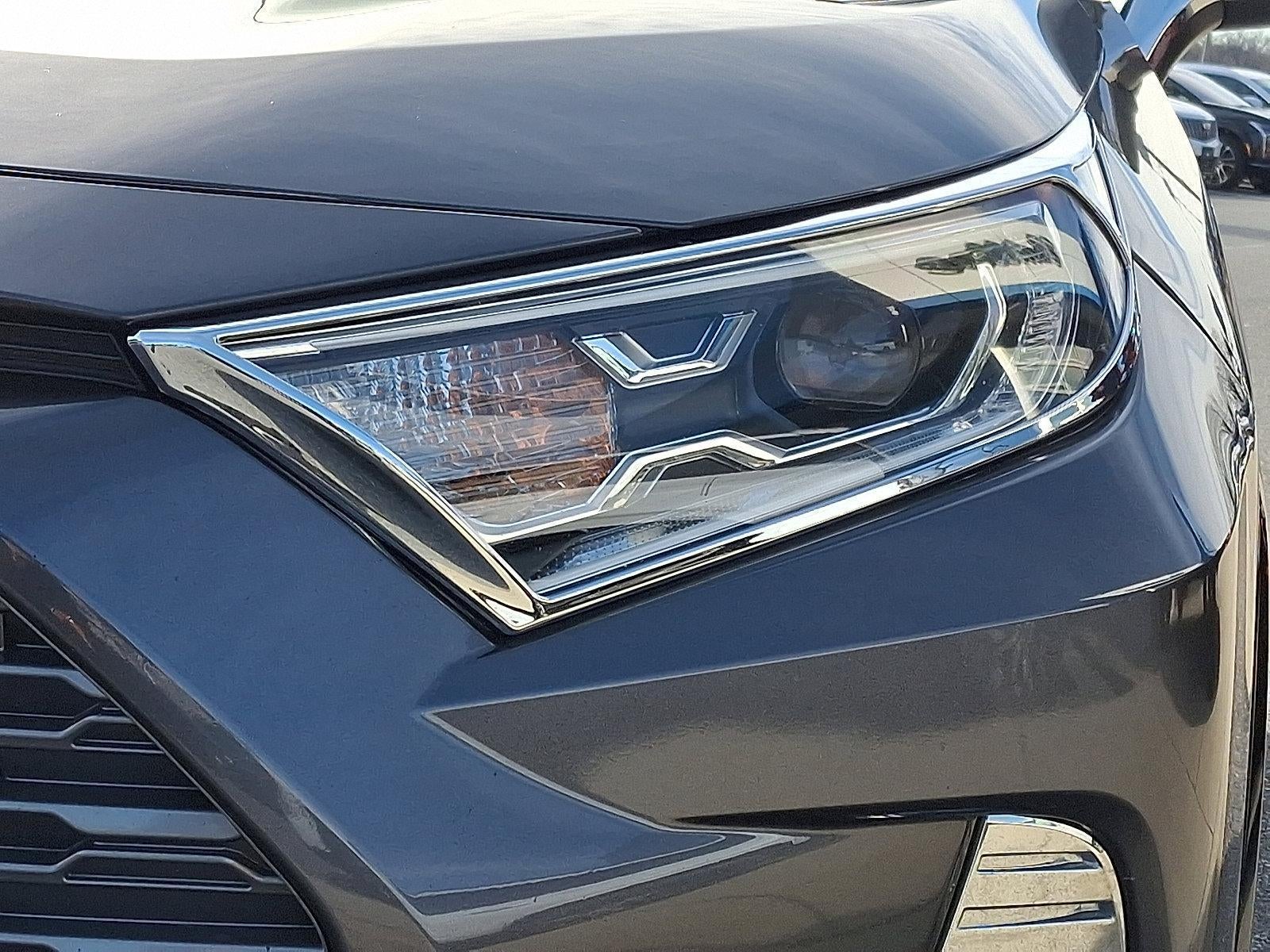 2020 Toyota RAV4 Hybrid XSE