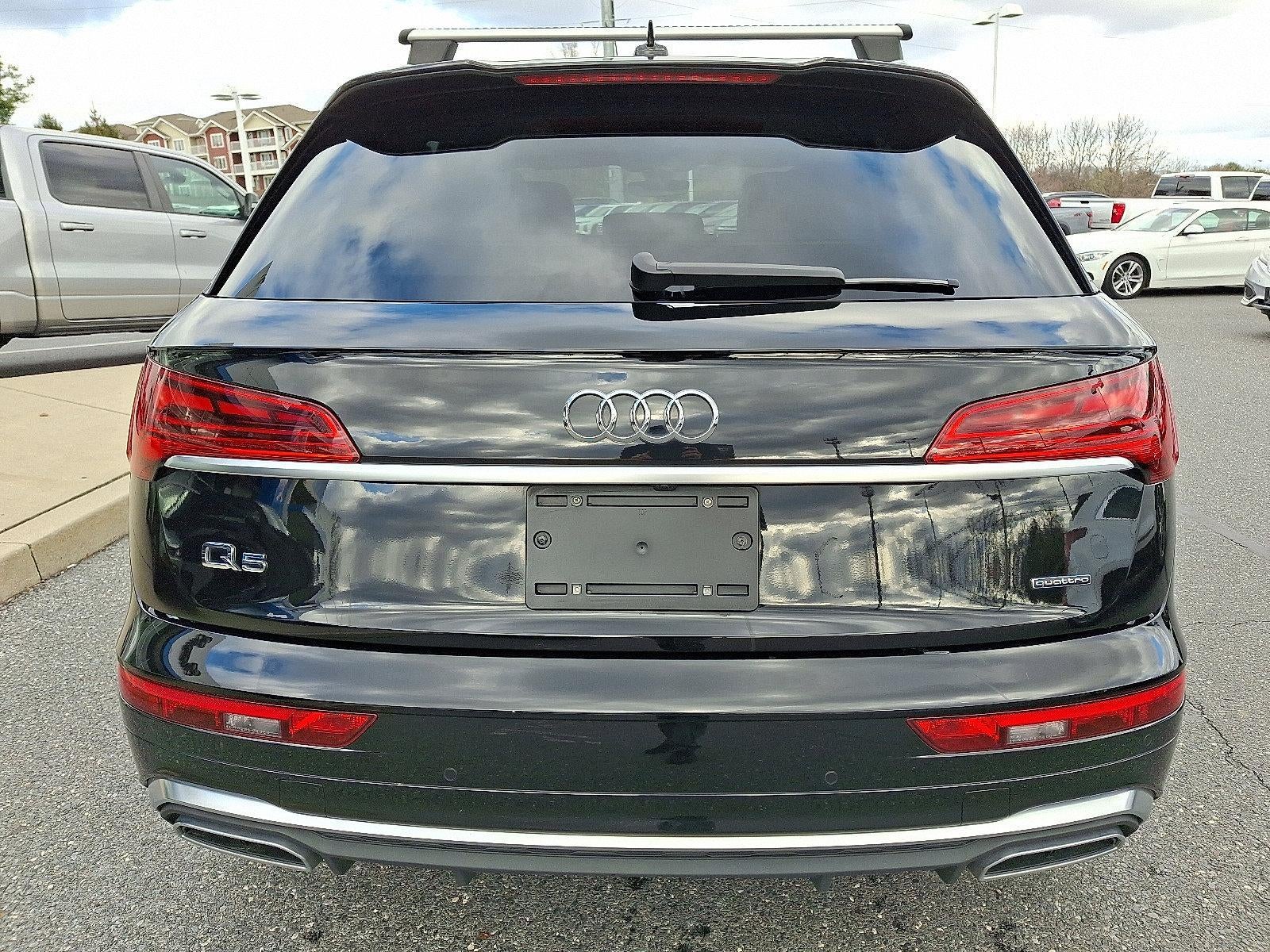 2022 Audi Q5 S line Premium Plus