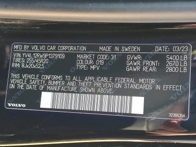 2023 Volvo XC60 B5 Plus Dark Theme
