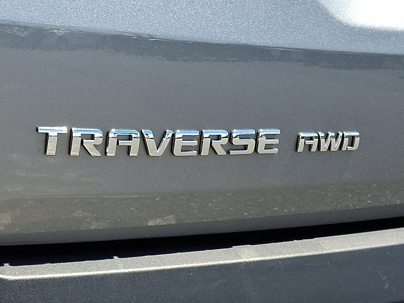 2023 Chevrolet Traverse LT Cloth