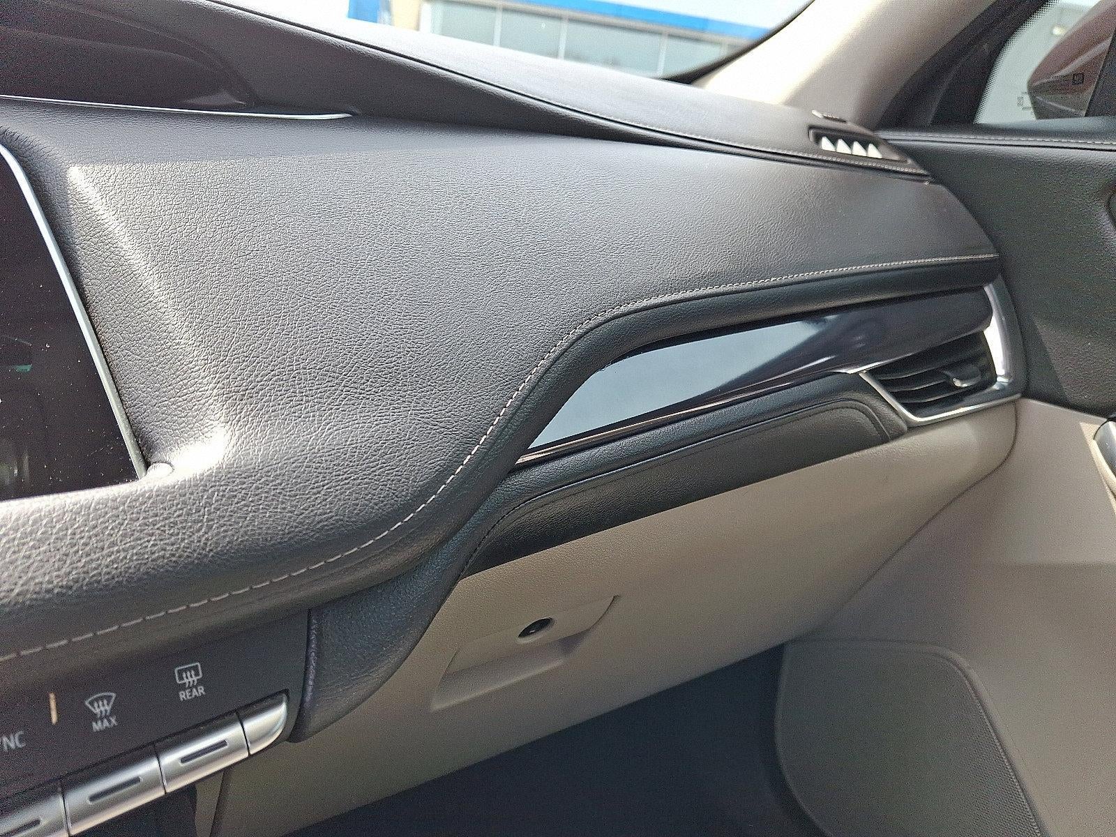 2023 Cadillac XT4 Luxury